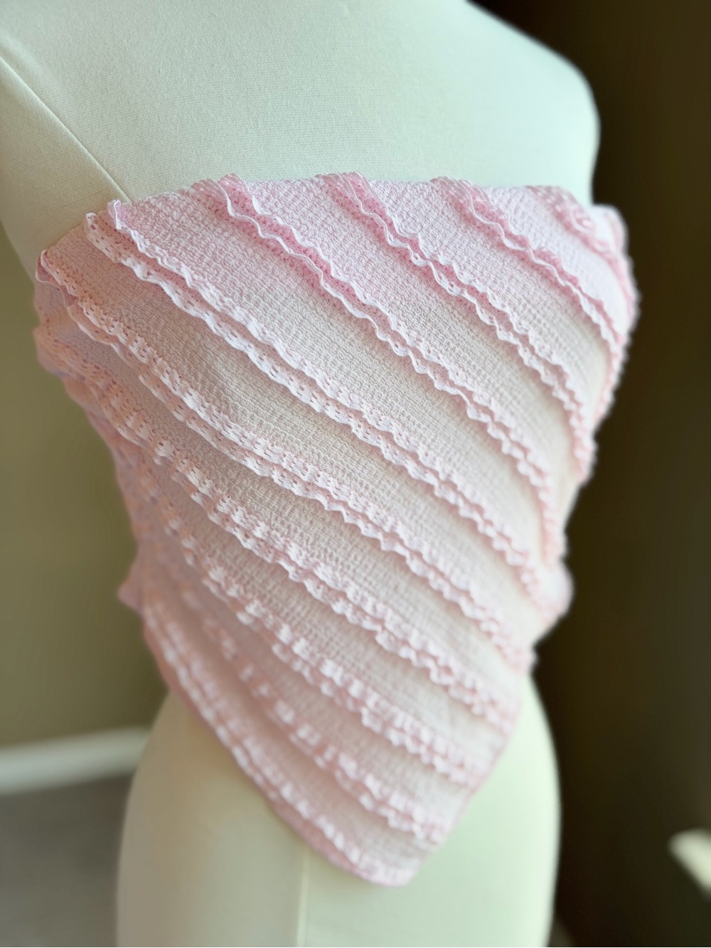 21 Saints Pink Textured Asymmetrical Bandana Top-Medium NWT Coquette Y2K Fairy - Picture 2 of 6